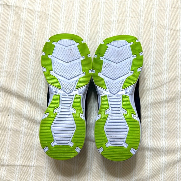 RBX Men's Blue Athletic‎ Shoes.  Like new - Picture 5 of 8